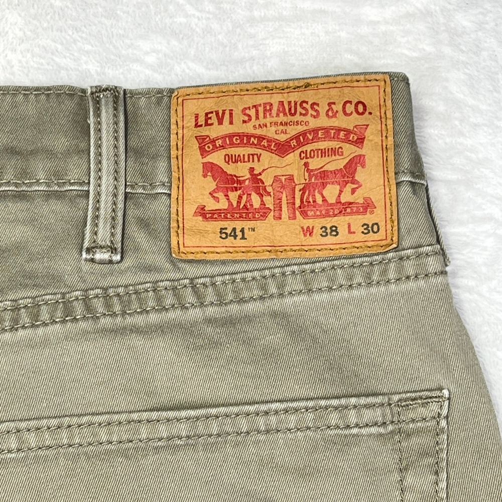 Levi's 541 Athletic Taper Khaki Pants Mens 38x30 Tan Chino Cotton Twill Jeans